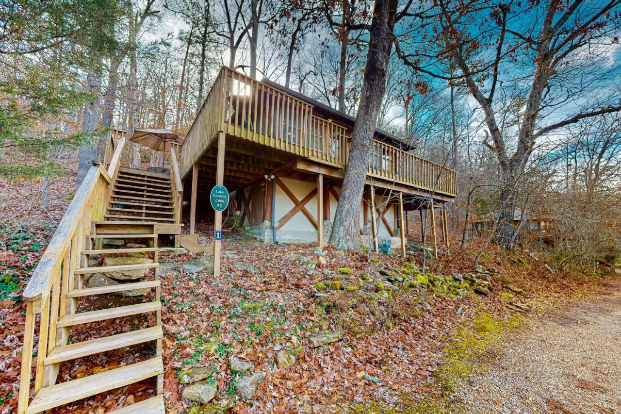 Lake Lucerne - Treehouse Cabin #01 Юрика Спрингс Экстерьер фото