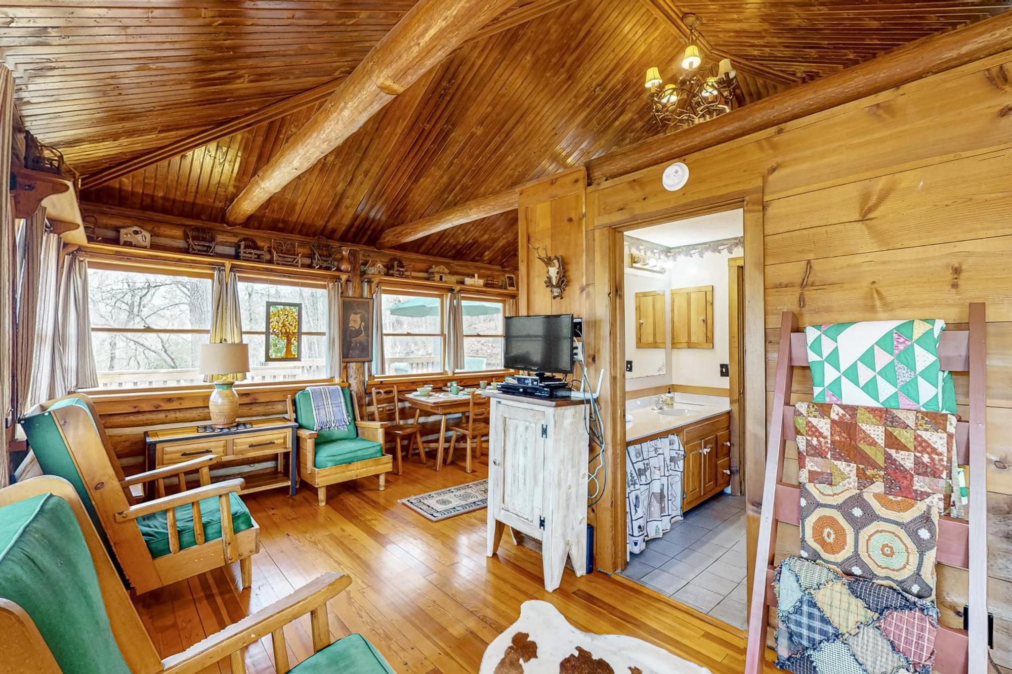 Lake Lucerne - Treehouse Cabin #01 Юрика Спрингс Экстерьер фото